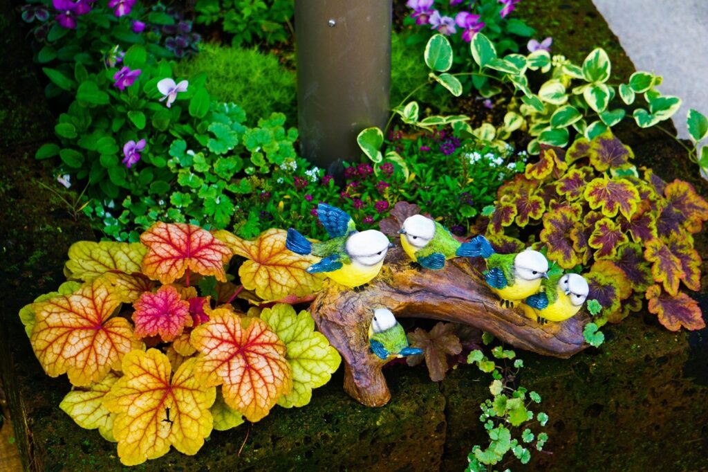 冬の花壇のカゲの主役！バリエーション豊富なヒューケラをご紹介！ | ShiroとKuroの曜日ブログ