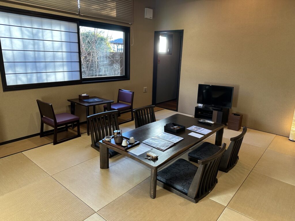 坐忘客室「二藍」の和室